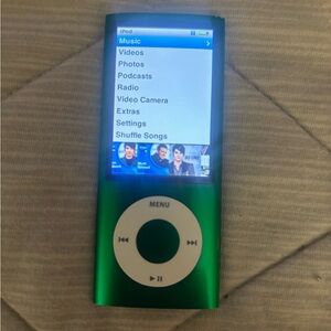 Apple iPod Nano Vibrant Green 16GB.